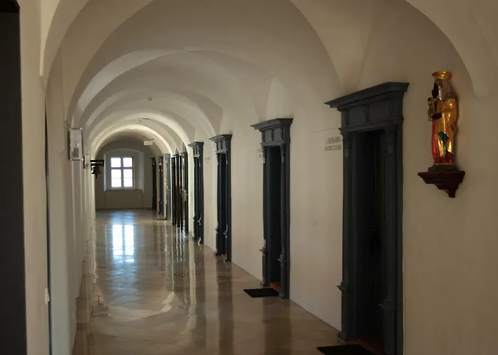 Hotel Kloster Plankstetten Gaeste- Und Tagungshaus